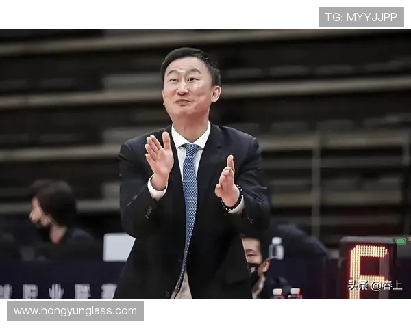 刘维伟谈杨瀚森未来发展表示联盟仍有大中锋机会多球迷无需过度担心 刘维伟谈杨瀚森未来发展表示联盟仍有大中锋机会多球迷无需过度担心